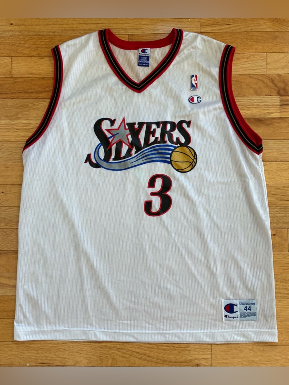 Vintage Allen Iverson #3 Philadelphia 76ers Champion Jersey Men’s Size 44 L